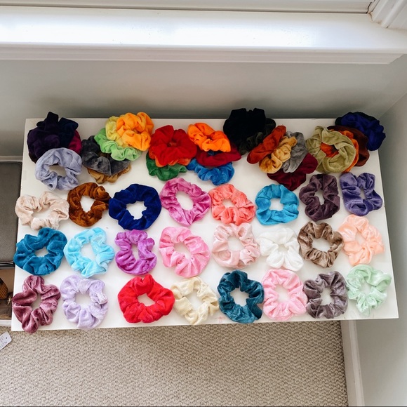 MYSTERY BOX Set of 6 Scrunchies ☆ - Picture 3 of 8